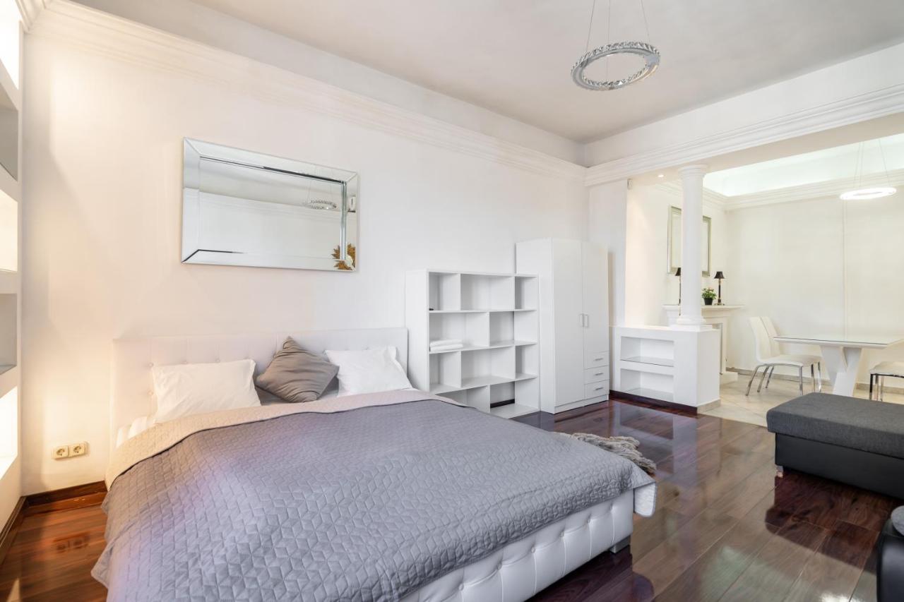Basilica And Castle View Luxury Suite, Free Parking Reservation Needed بودابست المظهر الخارجي الصورة